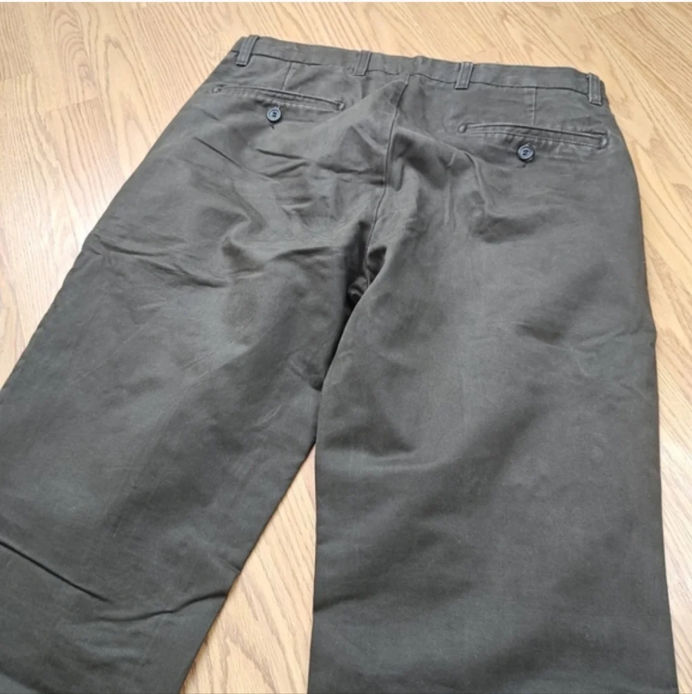 Dockers D3 Classic Fit Men's Olive Army Green Chinos 33x30 Cotton